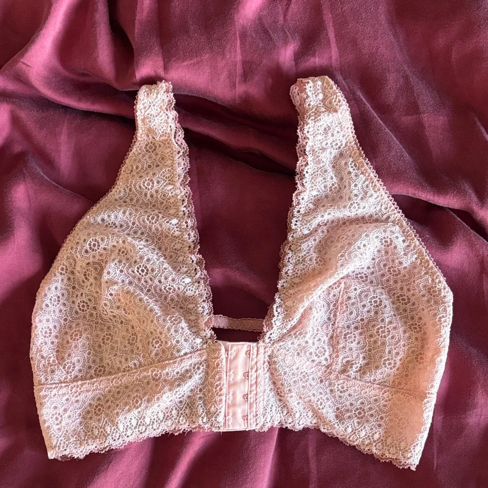 Secret Treasures Lace Bralette in Light Pink - Picture 1 of 3